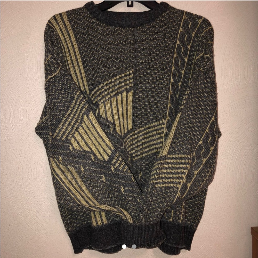 SOLD - Picture 2 of 3